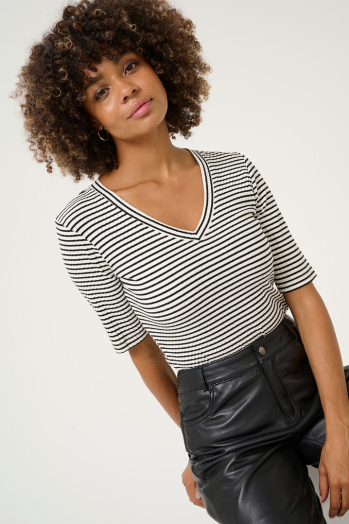 CUTEA DOLLY SS T-SHIRT - Image 2
